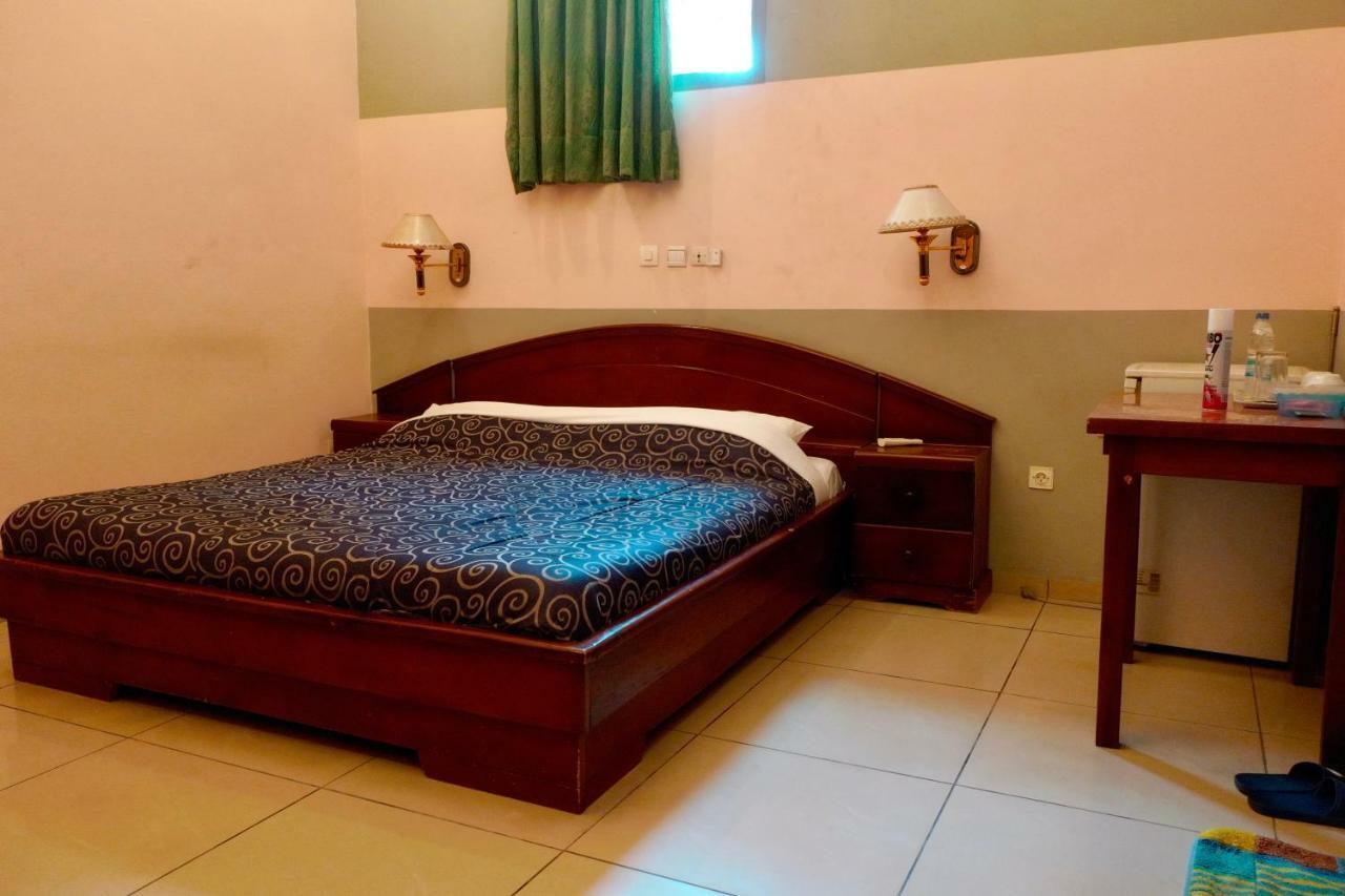 Petit Motel Beijing Abidżan Zewnętrze zdjęcie