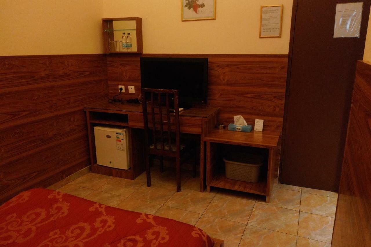 Petit Motel Beijing Abidżan Zewnętrze zdjęcie