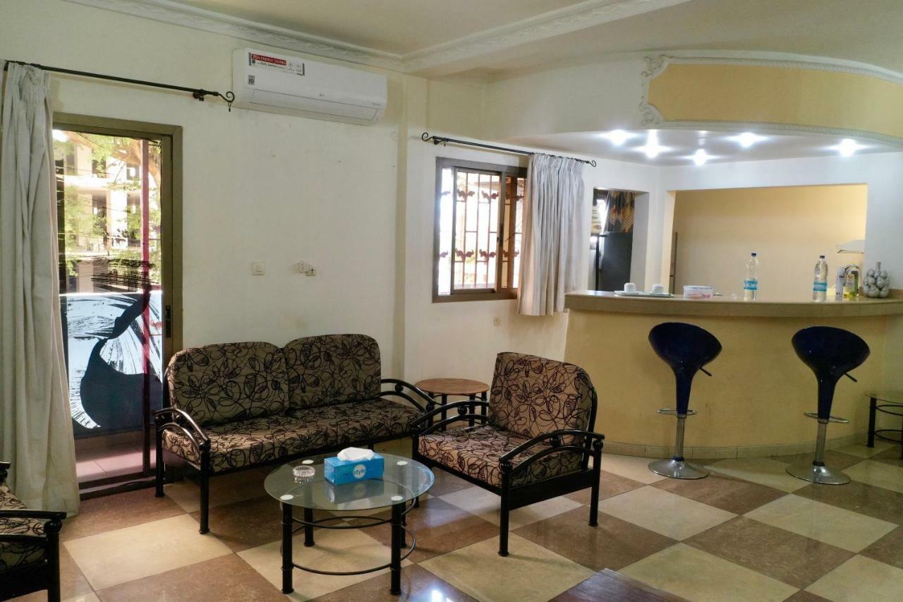 Petit Motel Beijing Abidżan Zewnętrze zdjęcie